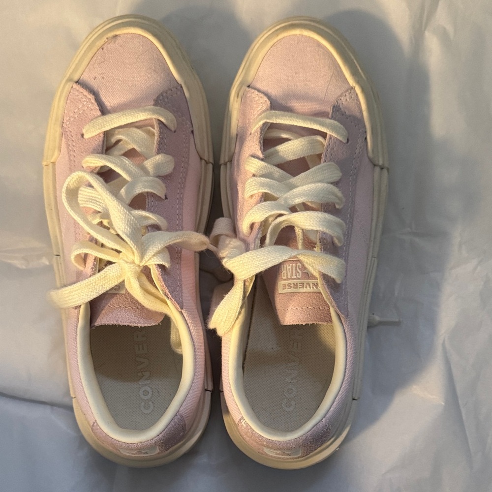 Converse Women's Soft Pinkish Purple Sneakers